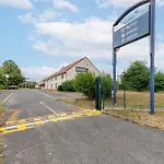 Kyriad - Chantilly Nord Hotel 3*
