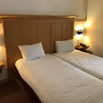 Kyriad - Chantilly Nord Hotel