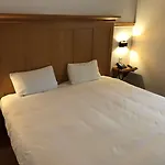 Kyriad - Chantilly Nord Hotel