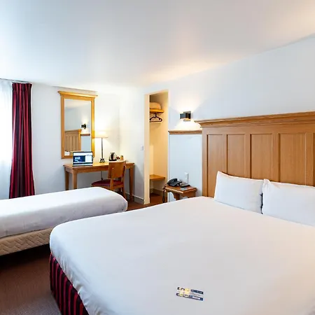 Kyriad - Chantilly Nord Hotel