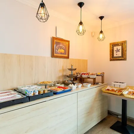 Kyriad - Chantilly Nord Hotel Creil