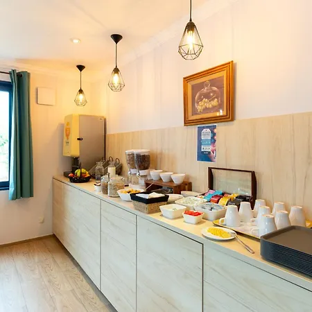 Hotel Kyriad - Chantilly Nord 3*