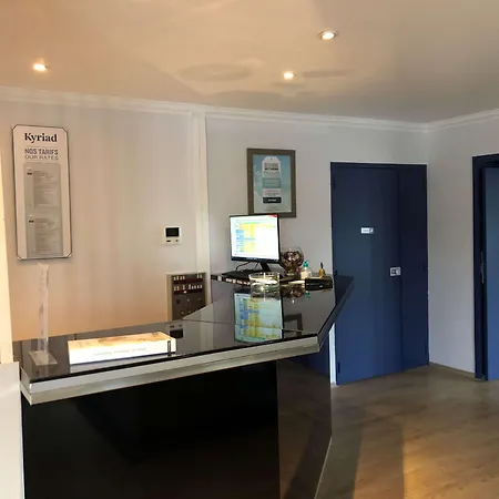 Kyriad - Chantilly Nord Hotel 3*