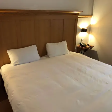 Kyriad - Chantilly Nord Hotel
