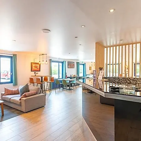 Kyriad - Chantilly Nord Hotel
