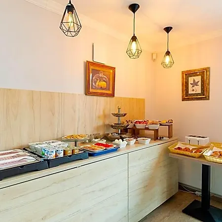 Hotel Kyriad - Chantilly Nord