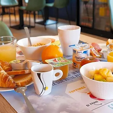 Hotel Kyriad - Chantilly Nord Creil