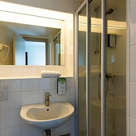 Kyriad - Chantilly Nord Hotel Creil