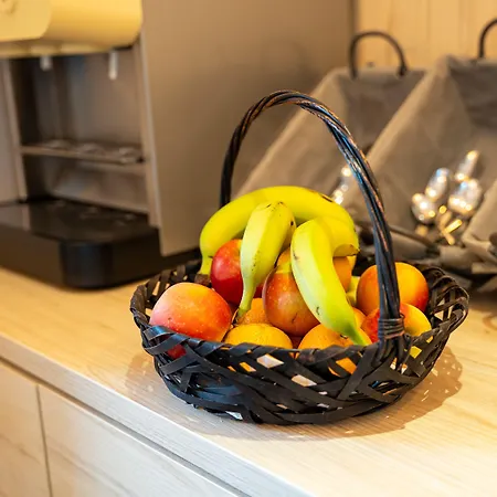 Hotel Kyriad - Chantilly Nord Creil