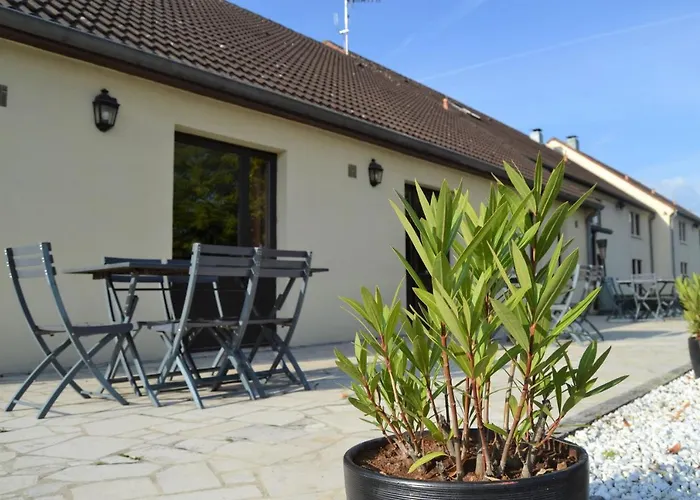 Hotel Kyriad - Chantilly Nord Creil