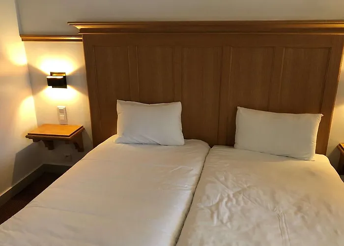 Kyriad - Chantilly Nord