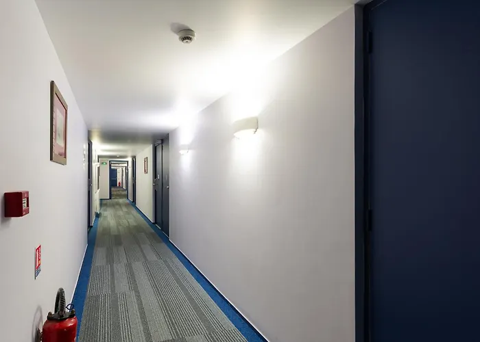 Kyriad - Chantilly Nord 3*