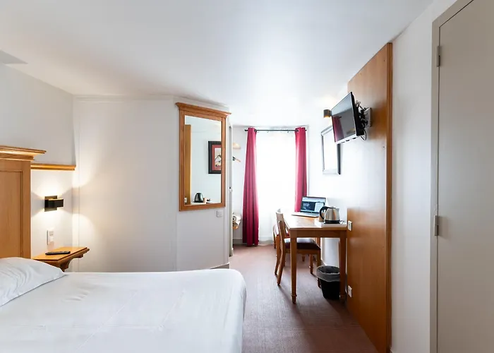 Kyriad - Chantilly Nord