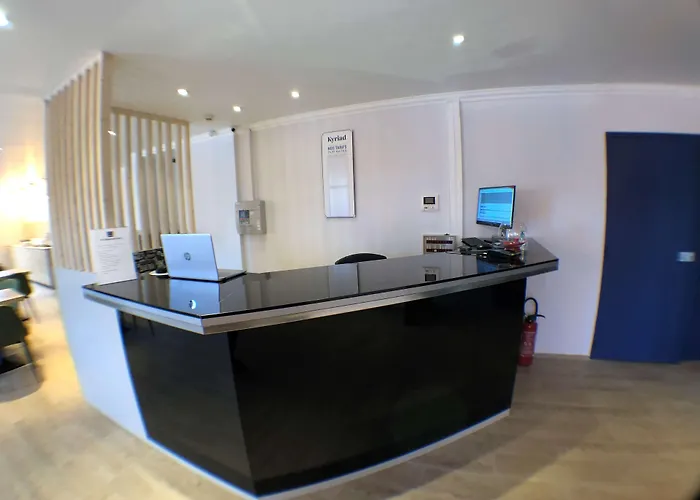 Hotel Kyriad - Chantilly Nord Creil