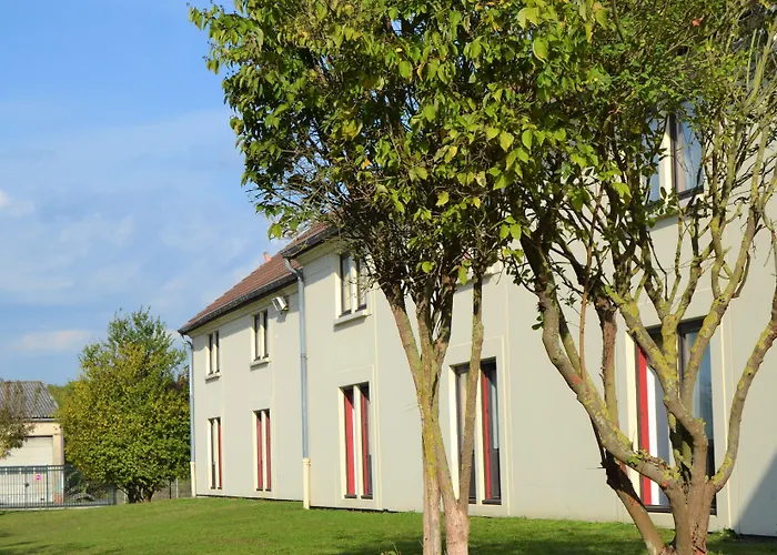 Kyriad - Chantilly Nord Hotel