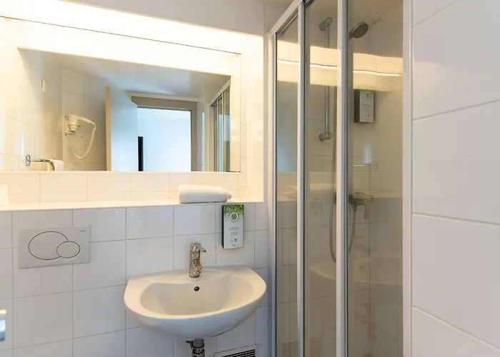 Hotel Kyriad - Chantilly Nord Creil